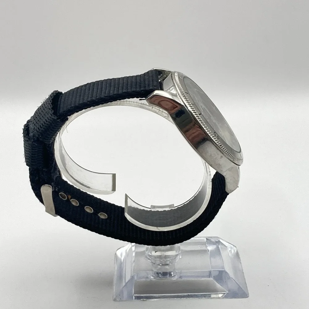San Francisco 49ers Men's Watch NFL 44mm Silver Tone Logo Sparo Nylon Band 9